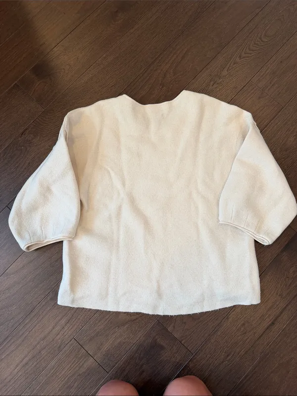 Alice + Olivia Cream Boxy Crewneck Short Sleeve Sweater Size Medium - C54-141 - Image 8