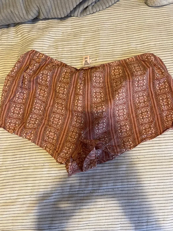 Victoria's Secret Sleep Shorts - Image 2