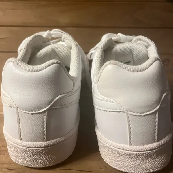 Nike Women’s court Royale triple white size 10 - Image 5