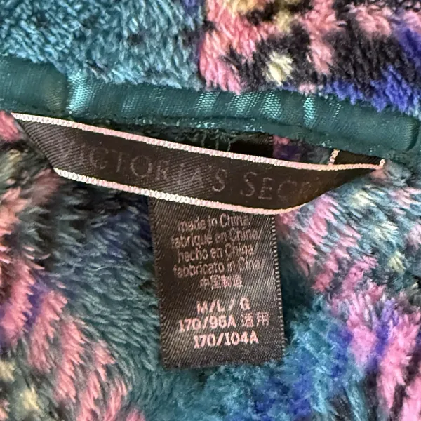 Victoria's Secret Cozy Short Plush Bath Robe Green Pink Plaid Medium/Large - Image 8