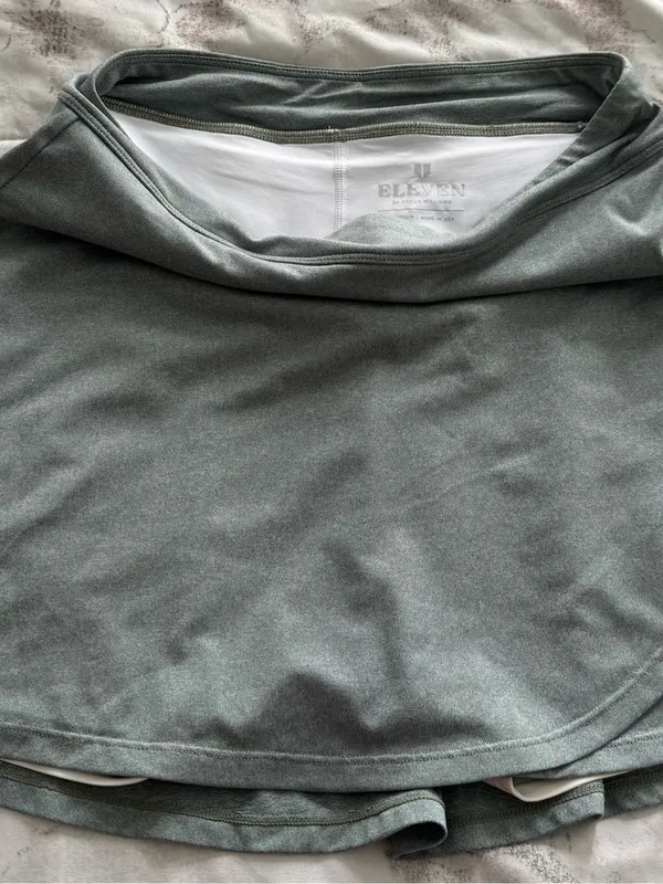 EleVen by Venus Williams Gray Wrap-Style Circle Skirt with white shorts, size M - Image 8