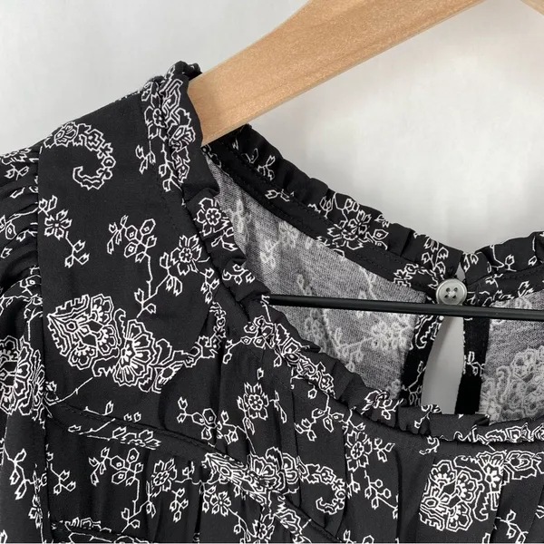 LOFT Paisley Ruched Flutter Sleeve Mixed Media‎ Top Lightweight Chiffon - Image 4