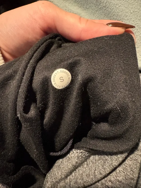 Lululemon Sweatshirt - Image 6