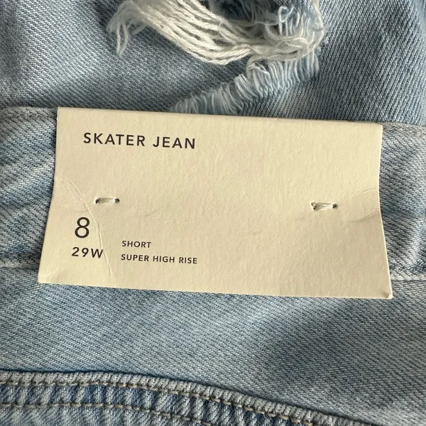 American Eagle super high waist skater jeans 4066 size 8 short - Image 5