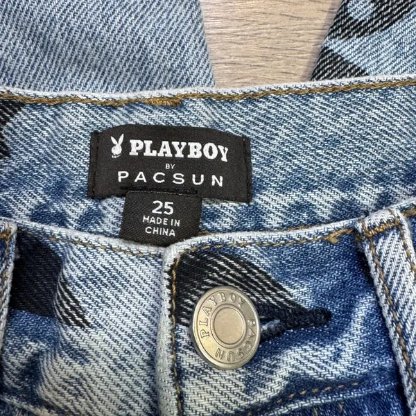 Playboy by PacSun Womens Light Wash All Over Bunny Logo Straight Leg Jeans 25/0 - Image 5