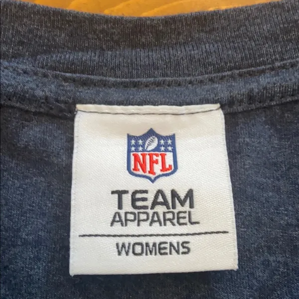 DENVER BRONCOS Women’s Large V-Neck Short Sleeve Tee T-Shirt NFL 3/$20 Sale! - Image 3
