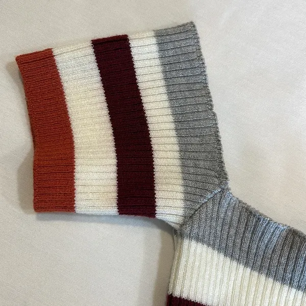 WINDSOR off the shoulder striped crop sweater  Size Medium - Image 9