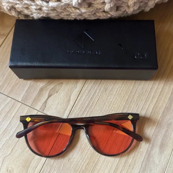 PRYZM LAILA SUNGLASS Red - Image 2