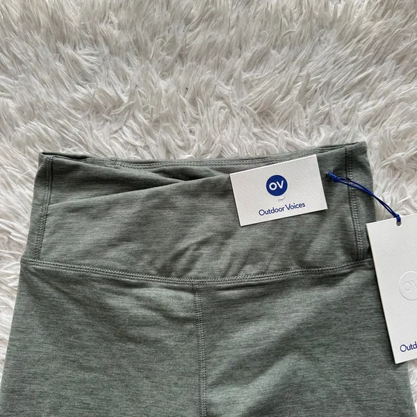 Outdoor Voices CloudKnit Bike Shorts High Rise Green Size M - Image 2