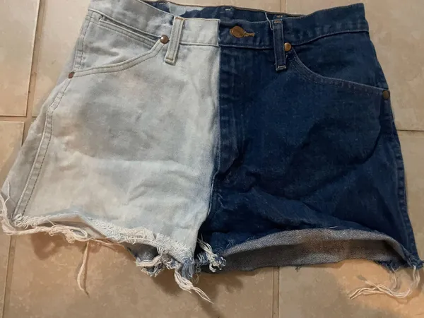 Split Dye  Shorts - Image 3