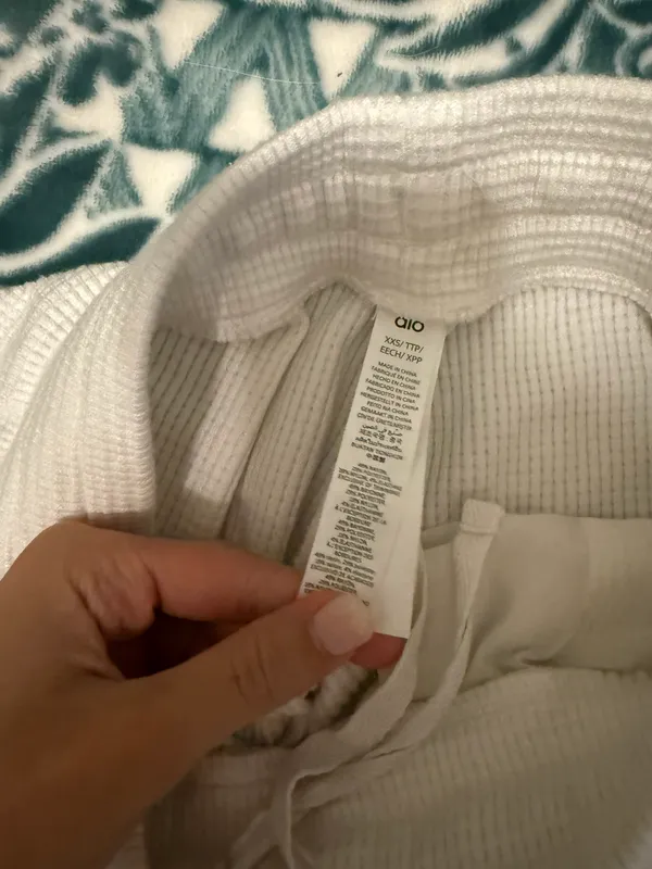 Alo Sweatpants - Image 6