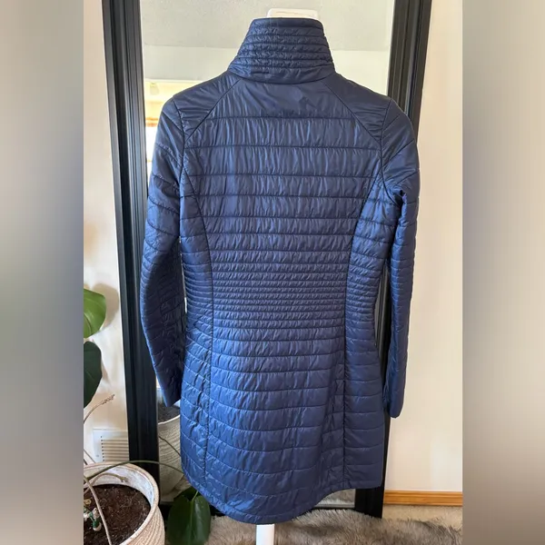 PATAGONIA Navy Blue Parka Coat - Image 3
