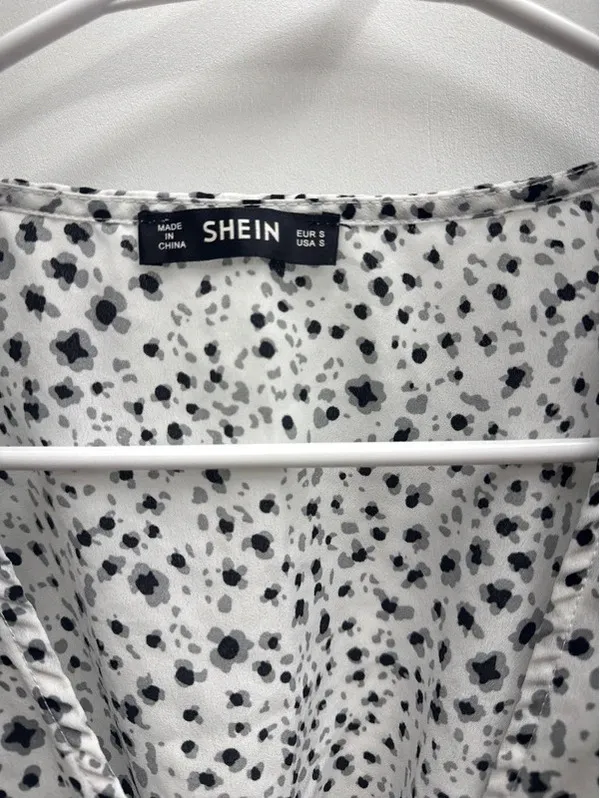 Women’s Size small dress - Image 4