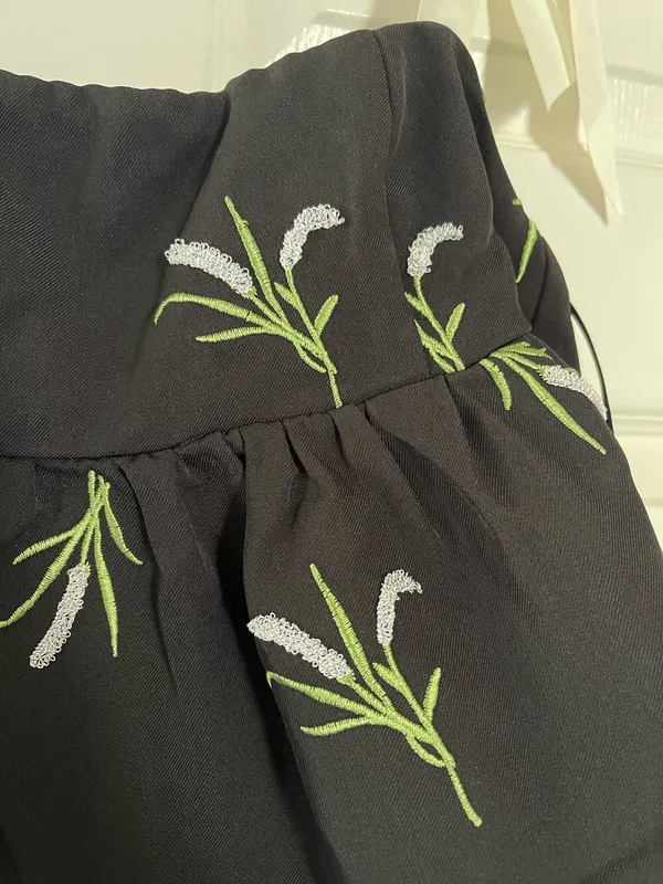Vestique Embroidered Tank Top - Image 8
