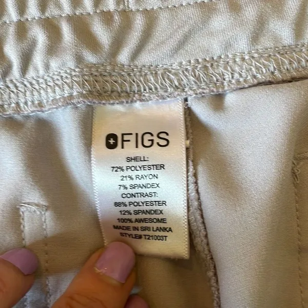 Figs Technical Collection pink drawstring scrubs size XXL tall - Image 6