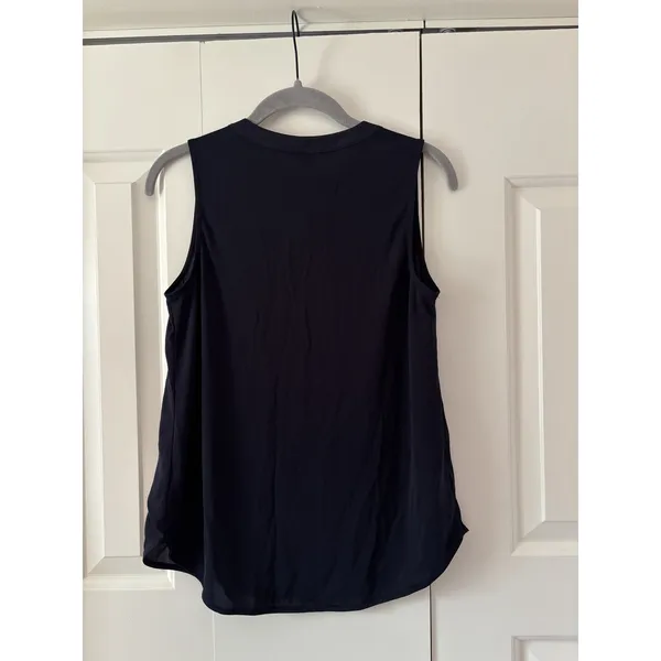 Ann Taylor Sleeveless Navy Eyelet Blouse XS - Image 9