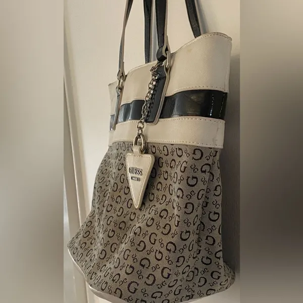 Guess Black & White Patterned Logo Tote Shoulder Purse Bag - Image 6