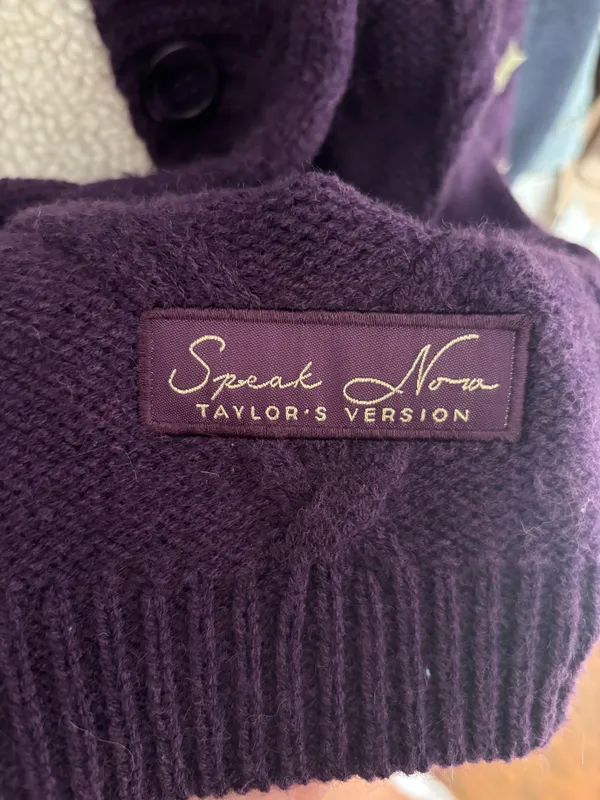 Taylor Swift Authentic - Image 7