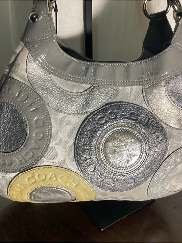 Coach Madison  Signature patchwork Circle Hobo Bag - Image 2