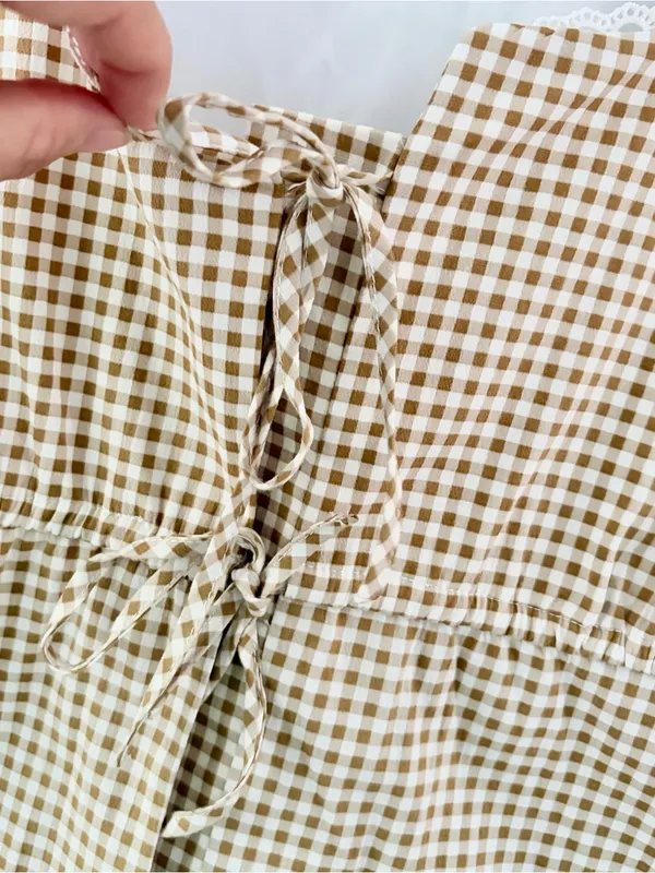 Bagatelle Cottagecore Gingham Front Tie Lace Trim Blouse Tan White Large - Image 5