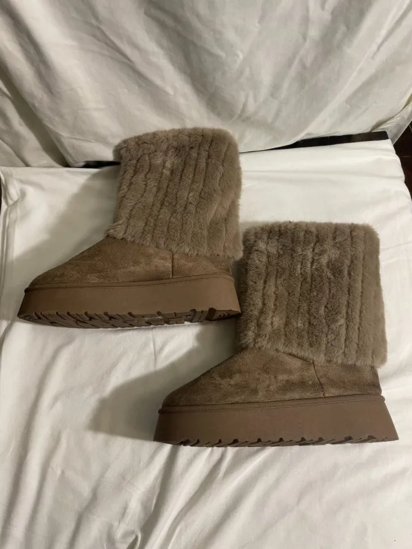 Women's Faux Fur Platform Winter Boots Brown Mid Calf Cozy Lined Size 38 - Image 2