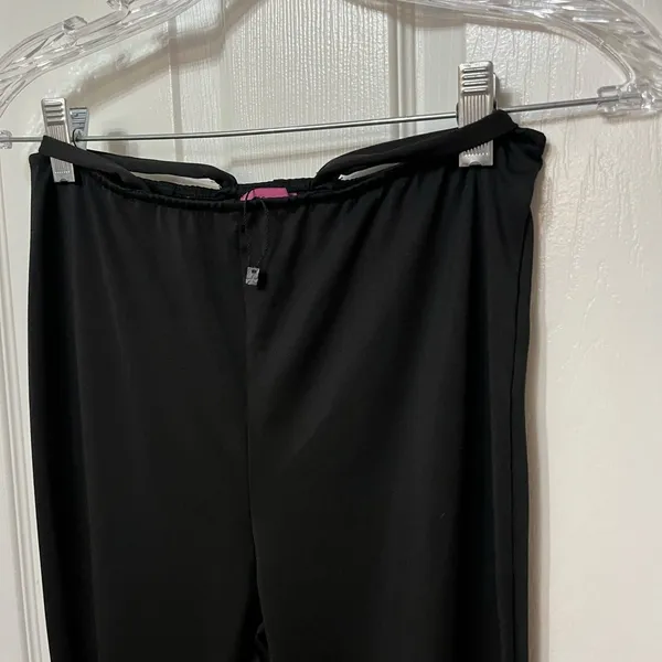 NWOT Edikted Aliyah STRAP FLARE PANTS black‎ size small - Image 5