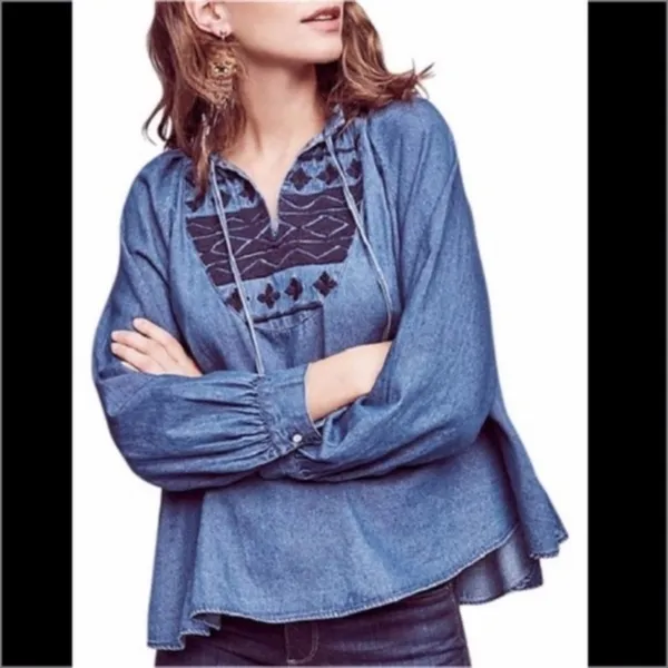 Anthropologie Ne Quittezpas Denim Chambray Embroidered Tassel Top, M - Image 10