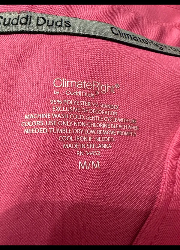 Climate Right by Cuddl Duds Pink Short sleeve Scrub - Size Medium - Image 5
