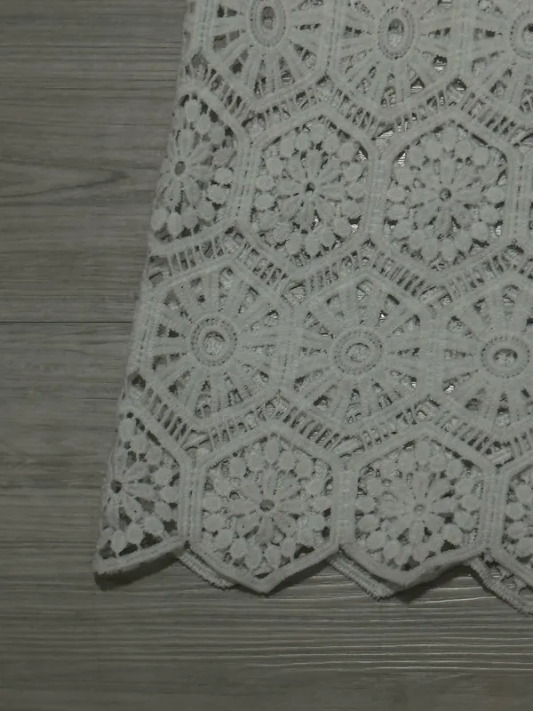White Crochet Maxi Swim Cover Up Skirt Women’s Small - Image 4