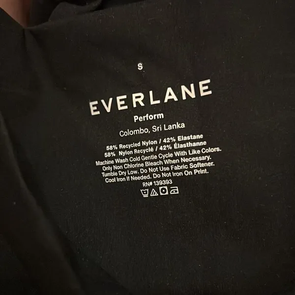 NWT Everlane the perform bike‎ short small - Image 9