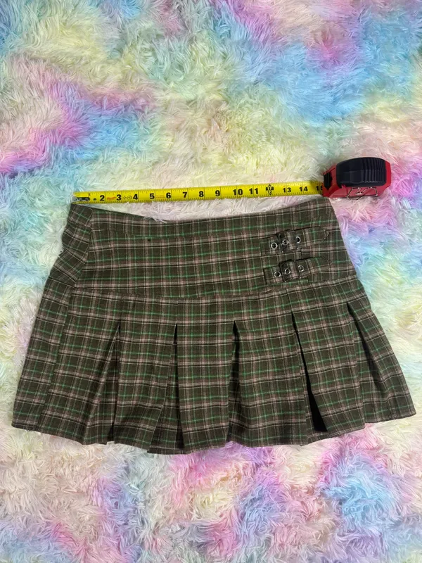 Forever 21 Plaid brown & green skater skirt - Image 4