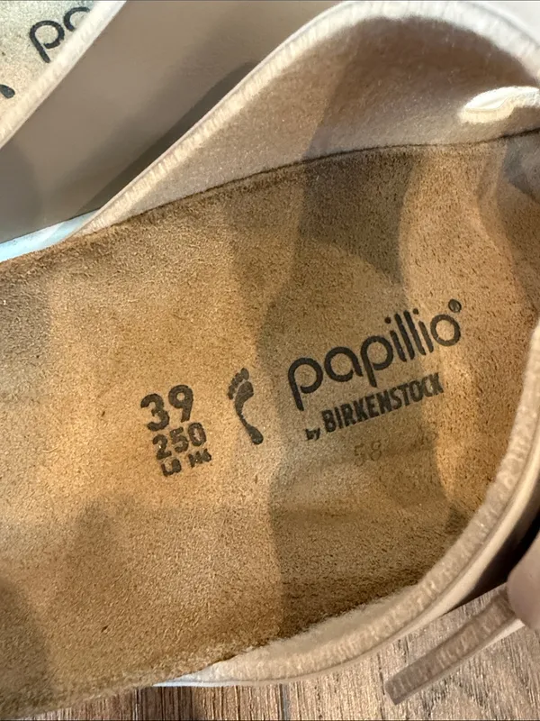 Birkenstock: Arizona Chunky in Sandcastle Size 39 - P51 - Image 4