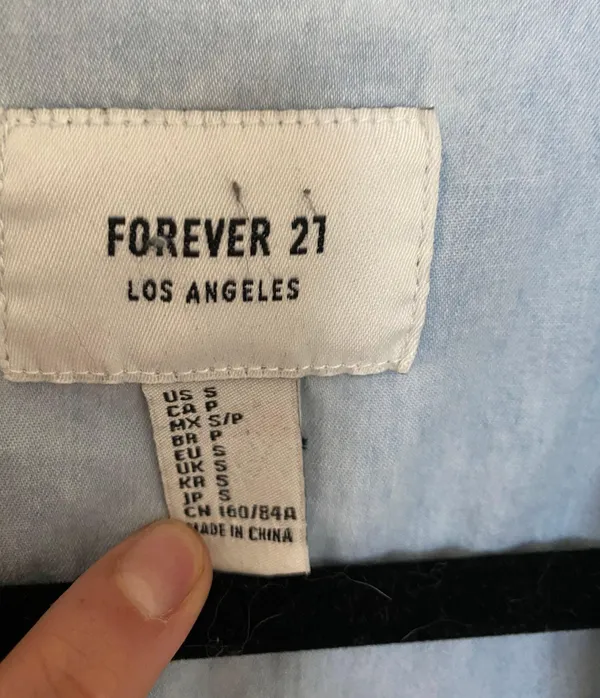 Forever 21 Denim Button Up Shirt - Image 5