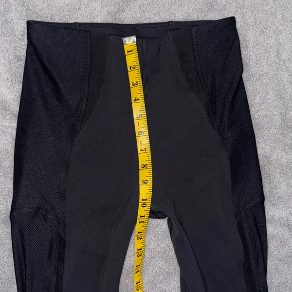 LULULEMON Everlux and Mesh Super-High-Rise Training Tight 25” size 8 - Image 5