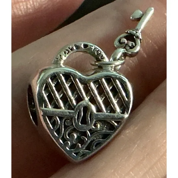Pandora 790971 Key to My Heart Charm Sterling Silver S925 ALE Retired - Image 2