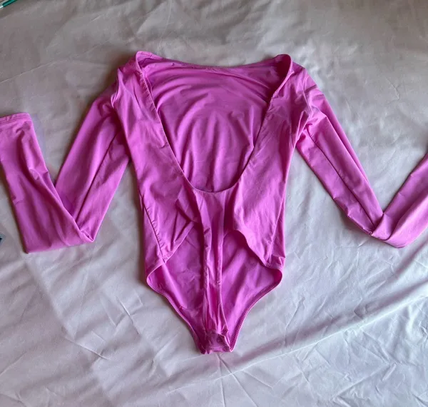SKIMS Bodysuit - Image 2