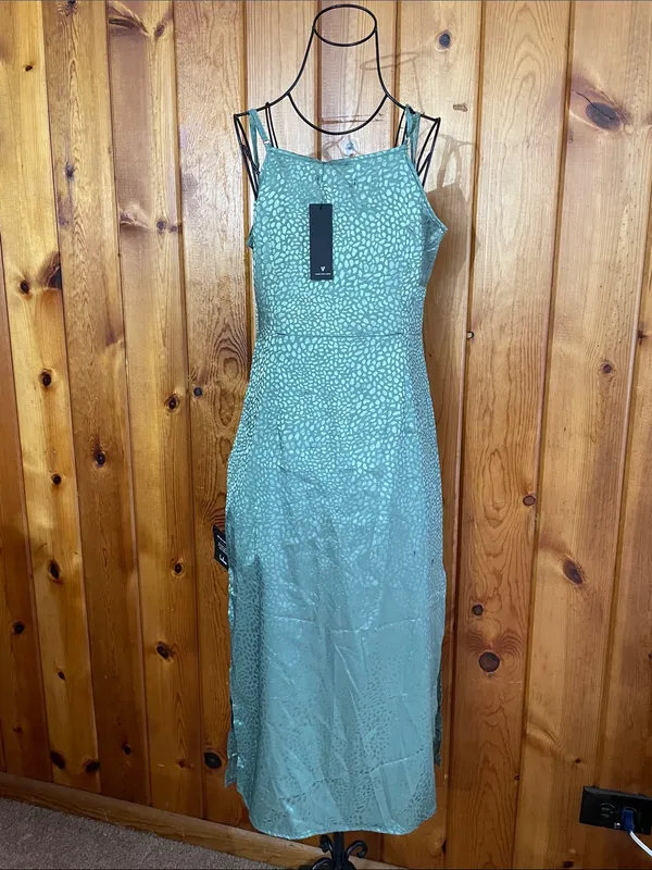 Lulus Total Stunner Sage Green Satin Jacquard Cowl Neck Midi Dress size small - Image 7