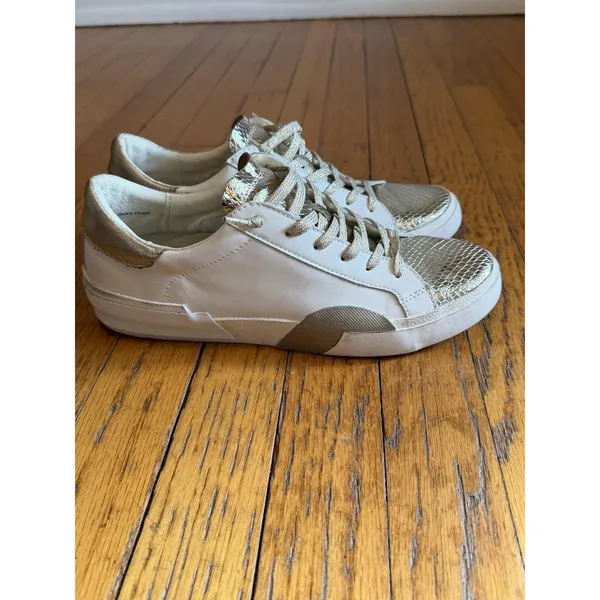 Metallic Snake Print Shoes Womens Size 10 White Gold Low Top Casual Sneakers - Image 3