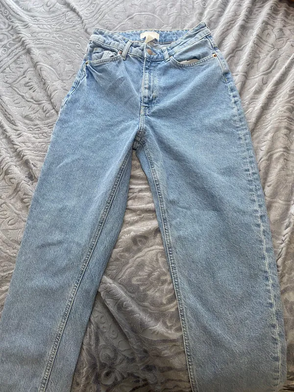 H & M baggy jeans - Image 2