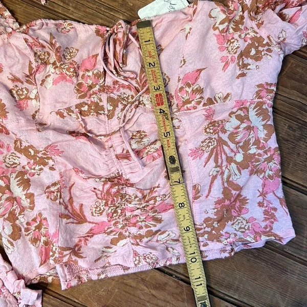 Women’s Free People long sleeve pink crop top NWT - Image 4