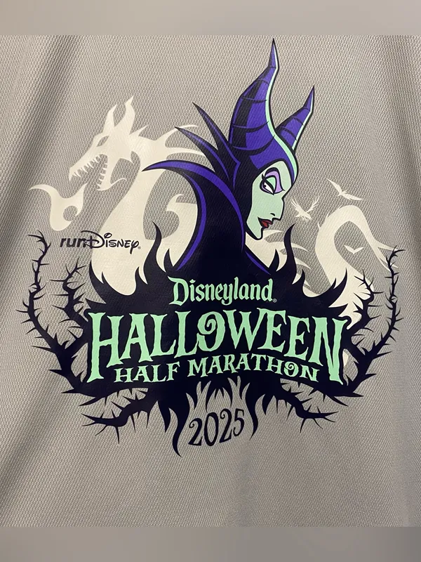 Disney Womens Shirt M Disneyland Halloween Half Marathon Run Gray Maleficent - Image 2