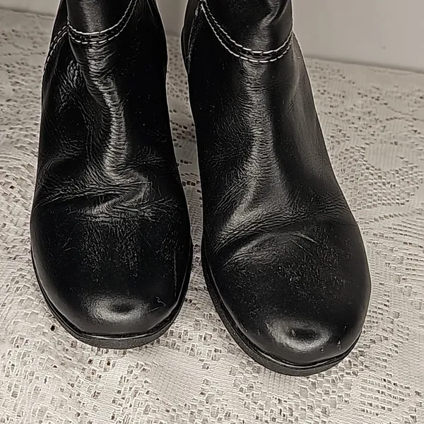 Viittorio D' Firenze zip up black leather heeled booties ankle boots sz 6.5 - Image 3