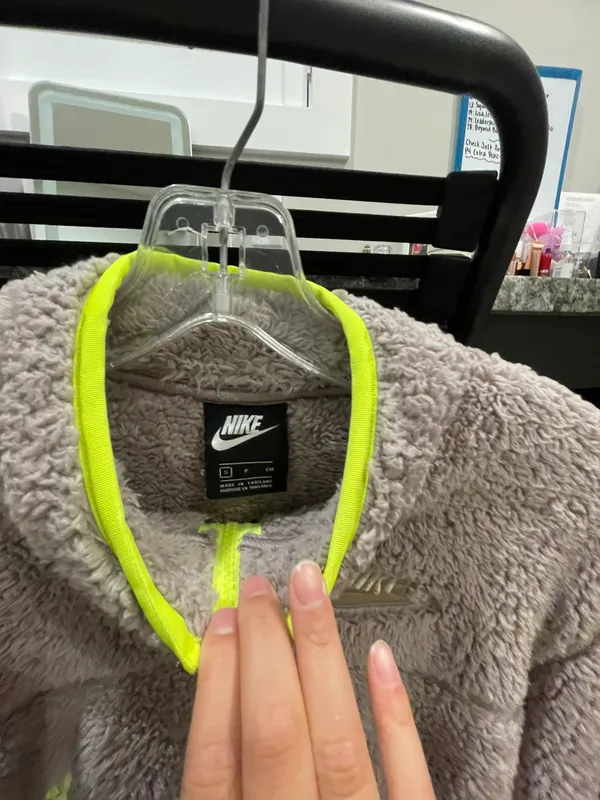 Nike Cropped Quarter-Zip - Image 3