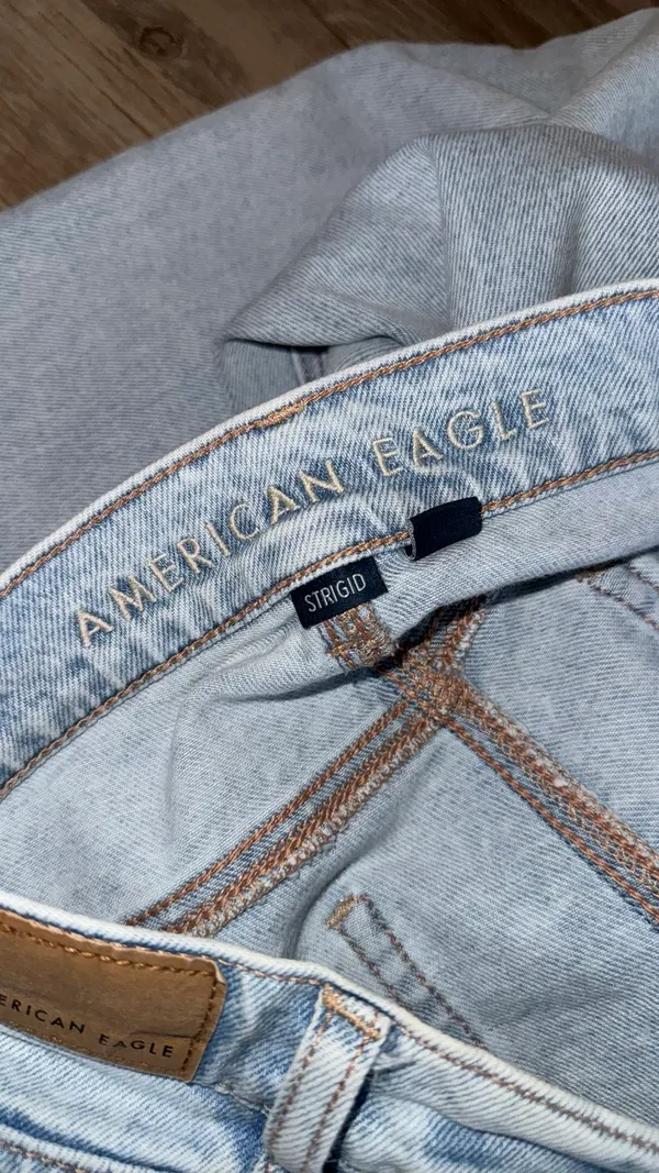 American Eagle straight leg jeans - Image 5