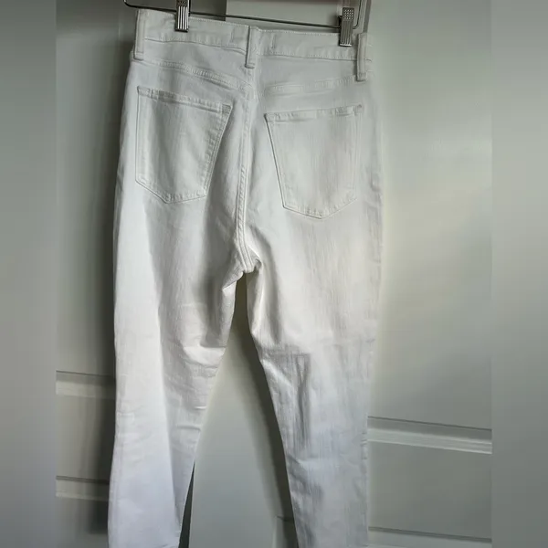 Abercrombie & Fitch the Super Skinny Ankle Jeans size 28/6 short - Image 3