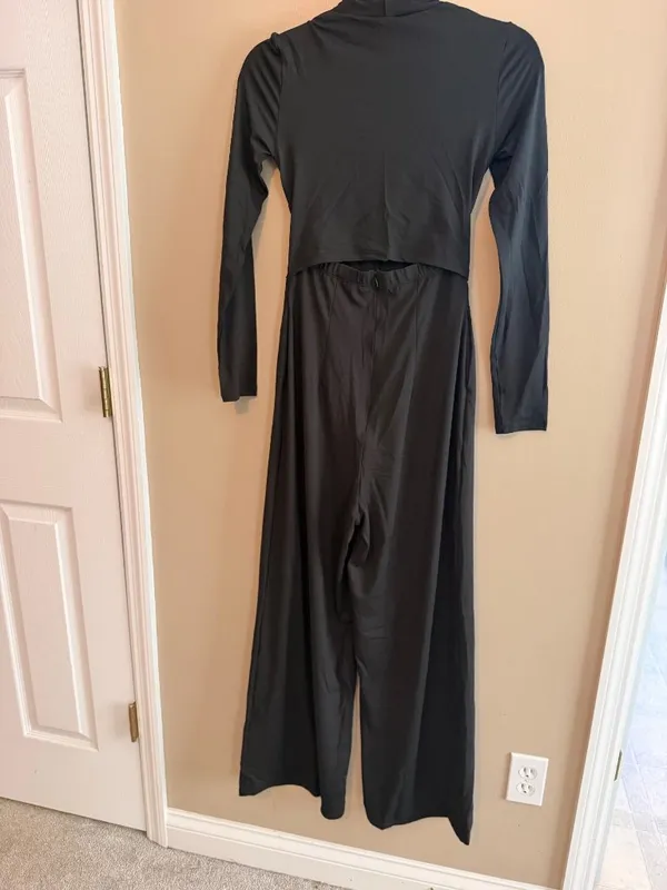 Halara XS Easy-Peezy  Jumpsuit Black Long-Sleeve - Image 7