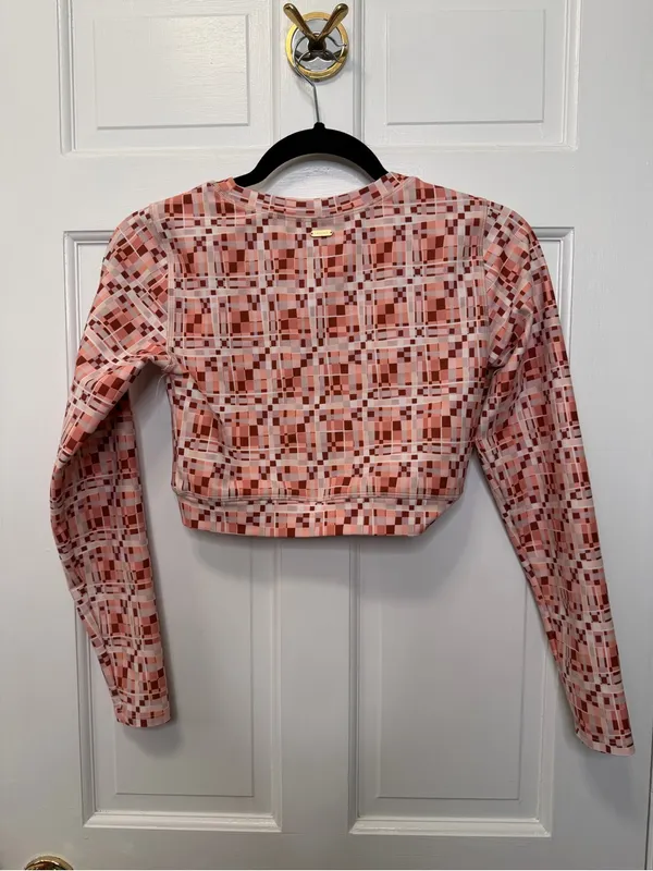 L*Space Active Aim‎ High Pink Plaid Long Sleeve Crop Top Athletic Size Medium - Image 6