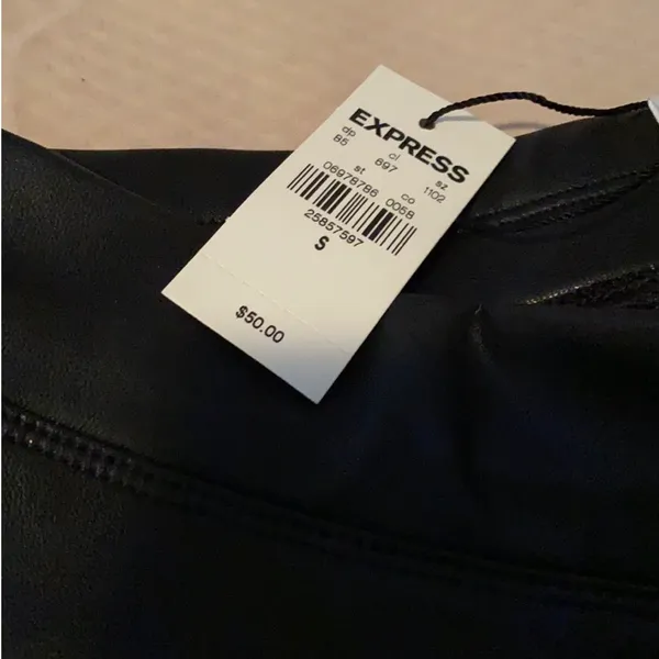 Express NWT high waisted faux Thermal leather pull on leggings Size S - Image 9