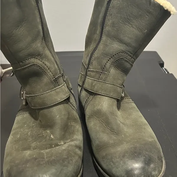 UGG Charcoal Boots with Shearling Trim - Image 7