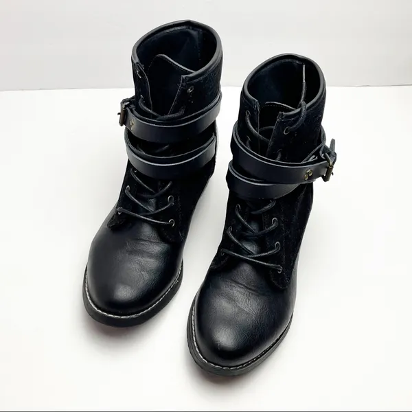 SHOE DAZZLE Alina Black Lace Up Wrap Buckle Combat Style Boots 7.5 Bikercore - Image 4
